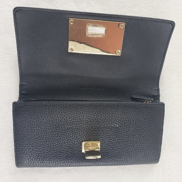 Michael Kors Wallet Women's Black Pebble Large Leather Gold Hardware - Picture 6 of 10